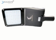 Dualrays S4シリーズ180W屋外LEDの街灯5年の保証IP66の滑らかな、光沢のある処理